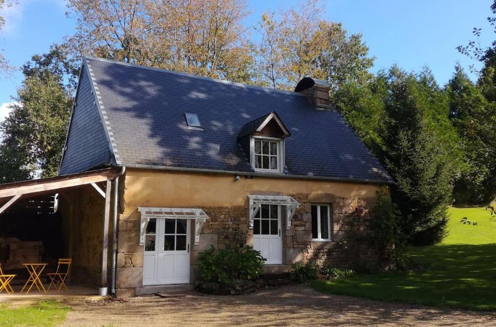 Saint-Aubin-des-Bois House | Gîte La Boulangerie au moulin Neuf