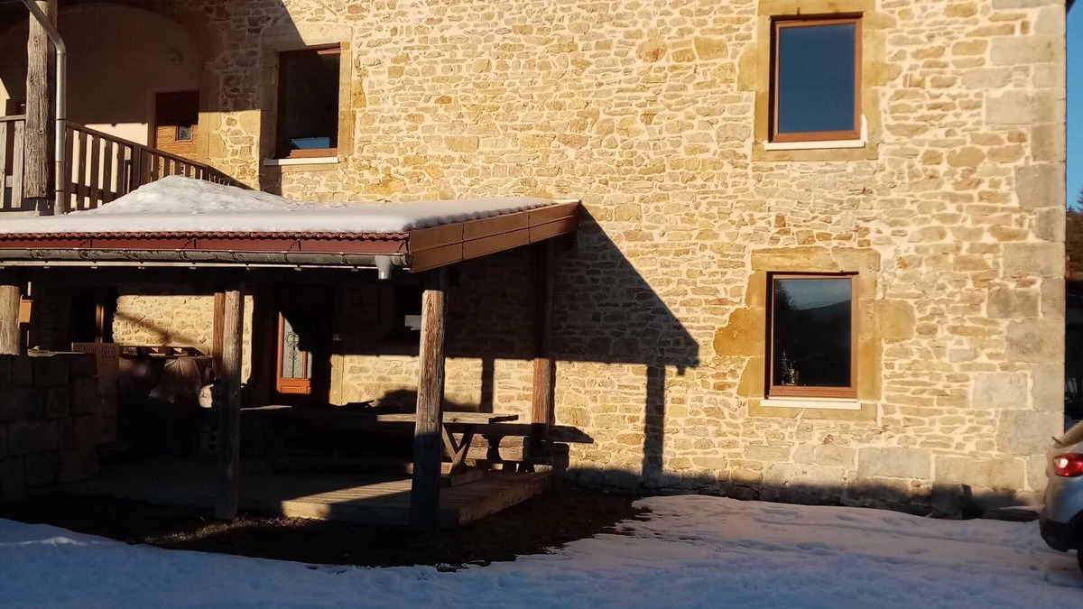 Montbenoit Apartment | Gîte La Grosse Grange 4 to 8 persons