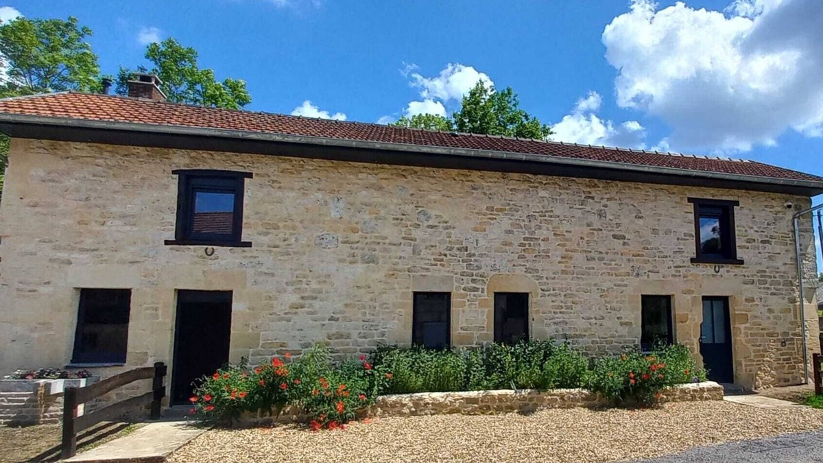 Vaux-Montreuil House | Gîte la Longère - 3 Chambres - 2 Salles de Bain - Salle SPA