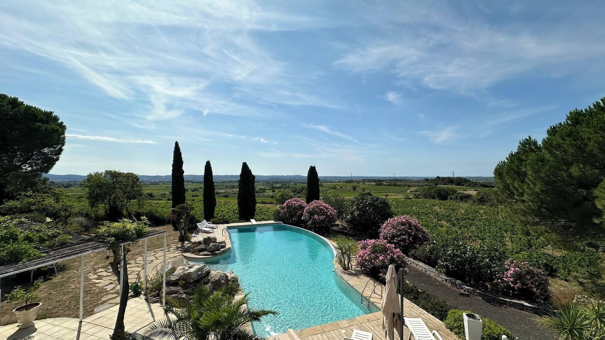 Saint-Guiraud House | Gîte la Majorelle T3 de 92 m² + Terrasses, Jardin