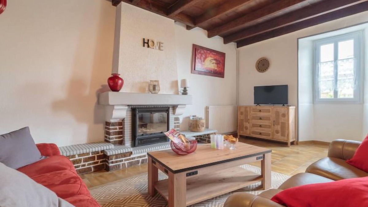 Berneuil House | Gîte La Truffière Saintongeaise by Interhome