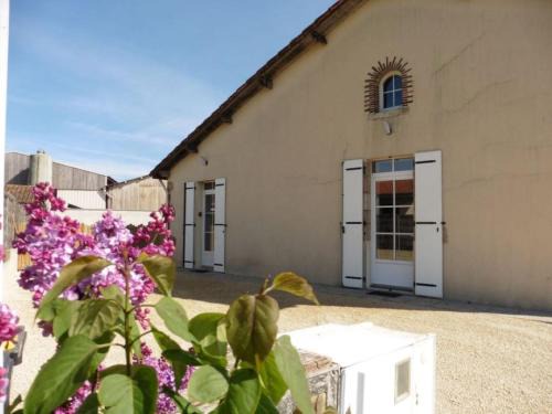 Saint-Amand-sur-Sevre House | Gîte le grand Puy Loup, proche Puydufou