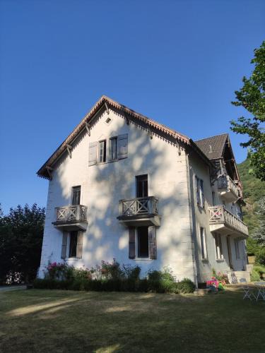 Cadeac Apartment | Gîte Le Lustou