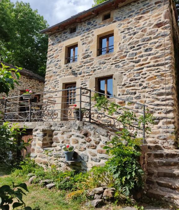 Le Pertuis House | Gîte Le p'tit nid de Riouffreyt