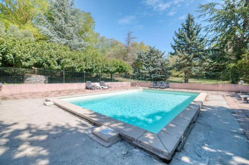 La Cassaigne Apartment | Gîte Le Rosier - Gîte À La Ferme
