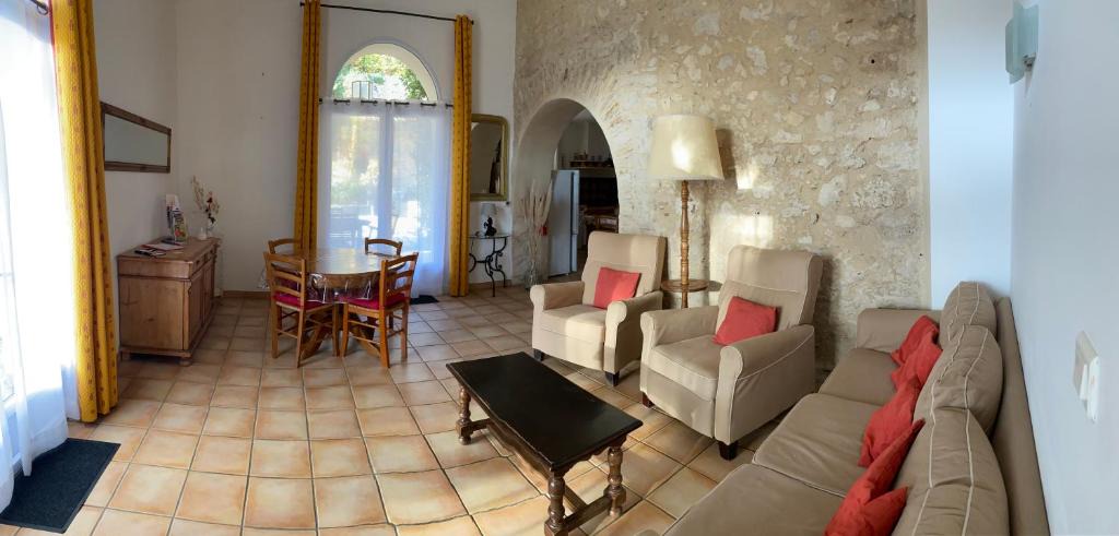Reillanne House | Gîte Le Sirocco Meublé de tourisme 4 étoiles Le Moulin de Prédelles