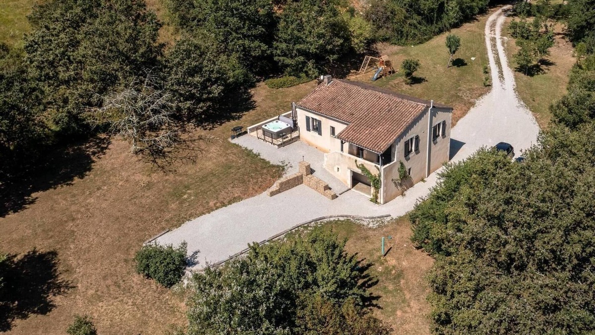 Nuzejouls House | Gîte Le Soleillan - NUZEJOULS
