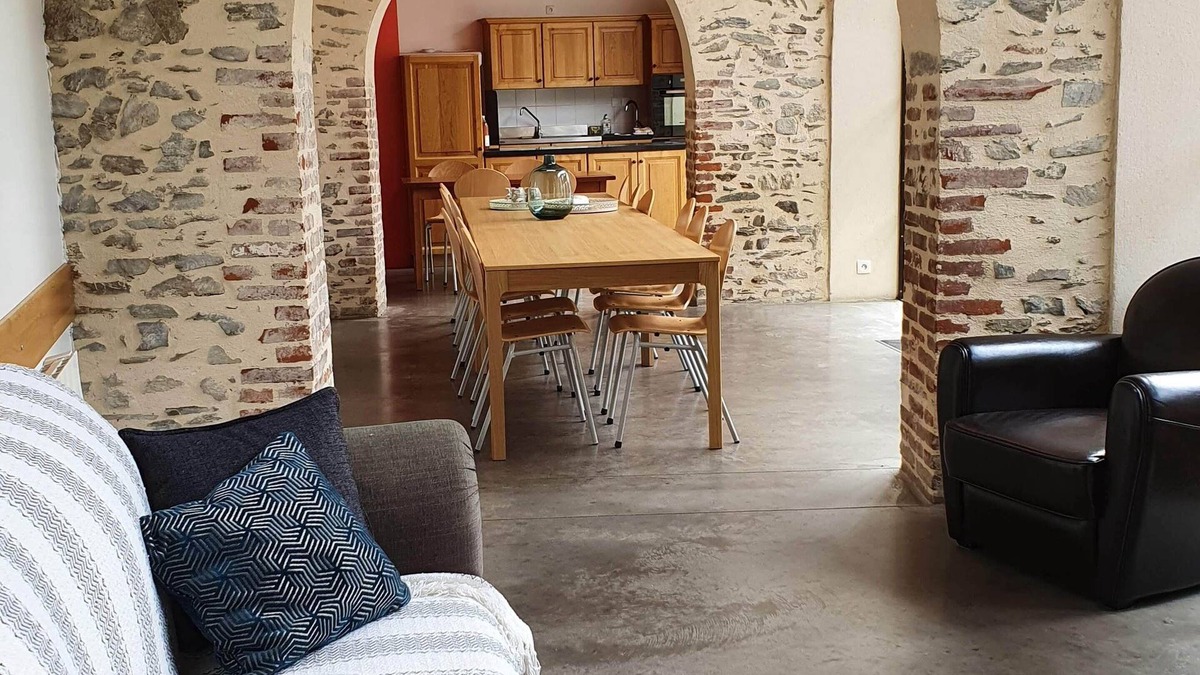 Saint-Andeol-le-Chateau House | Gîte Les Arches