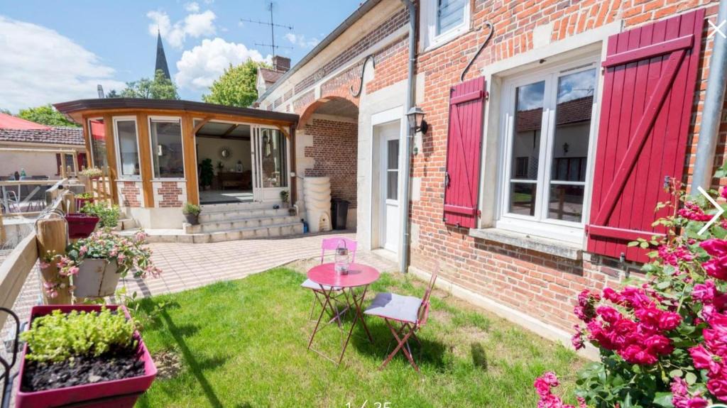 Jonquieres Villa | Gîte les chèvrefeuilles 6 personnes Compiegne 10mn