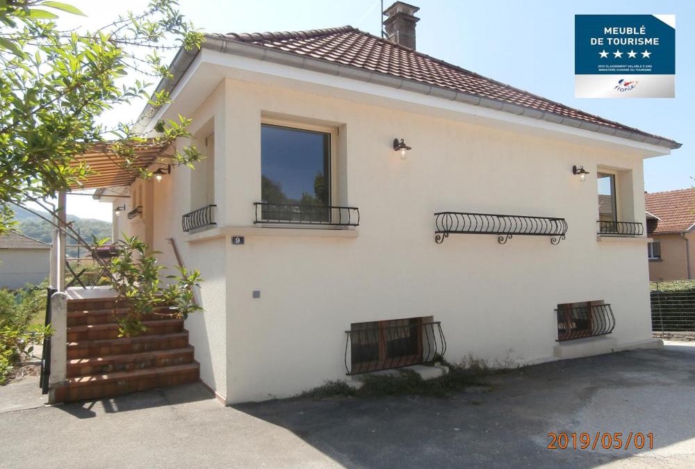 Baume-les-Dames Apartment | Gîte les Dames du Quint 3 étoiles