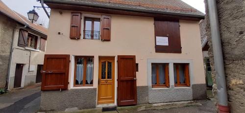 Mens House | Gîte les Dames - Mens