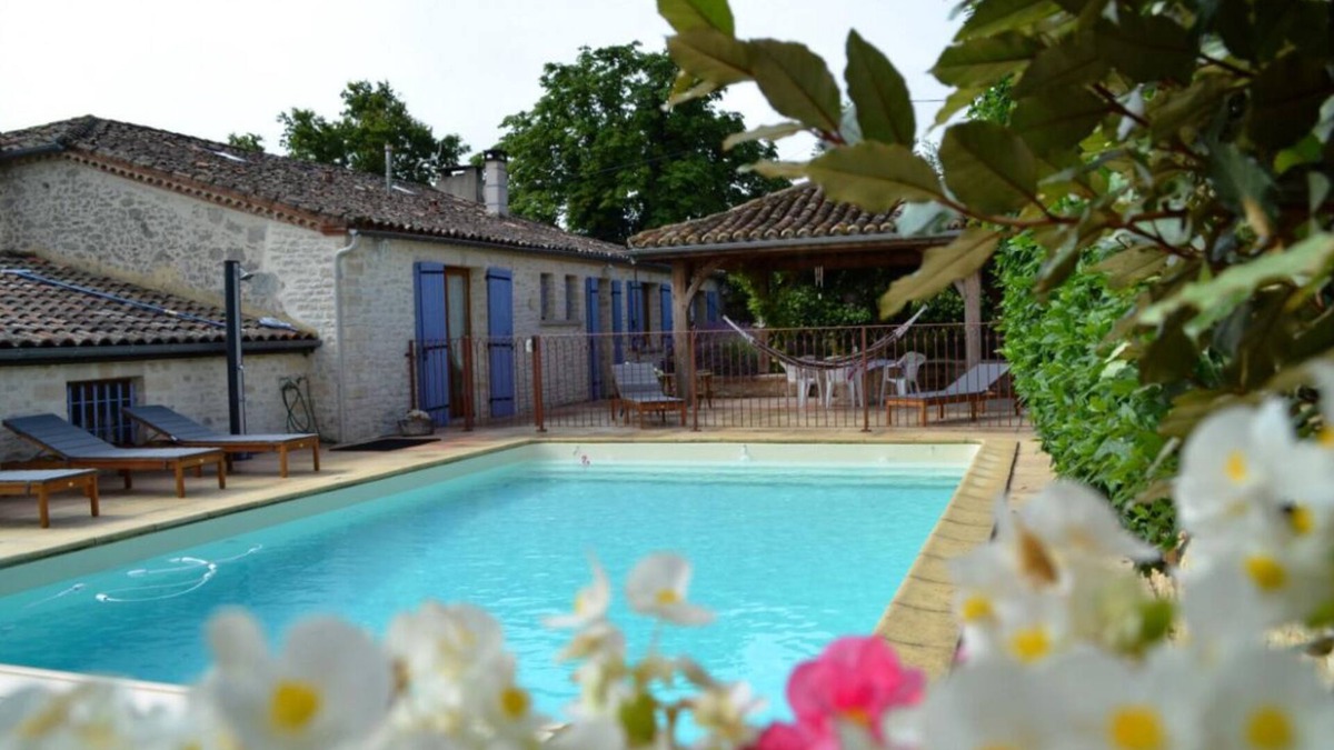 Cancon House | Gîte Les Lavandes Pleasant, spacious country house.