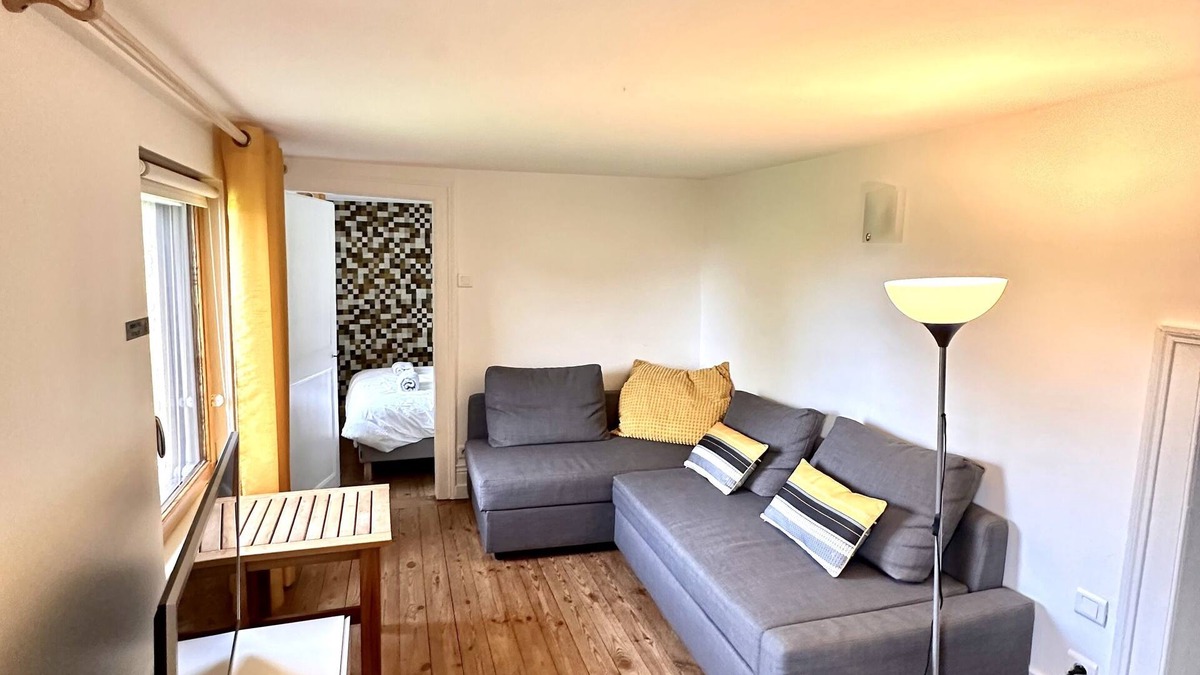 Arques Apartment | Gîte Les Oliviers – 4 people – 2 bedrooms – 1 bathroom – Indoor pool