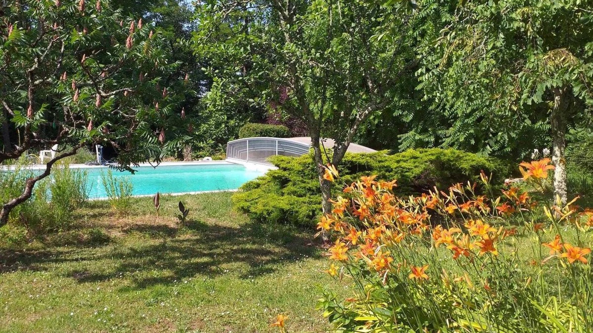 Mombrier House | Gîte Les Trois Moulins