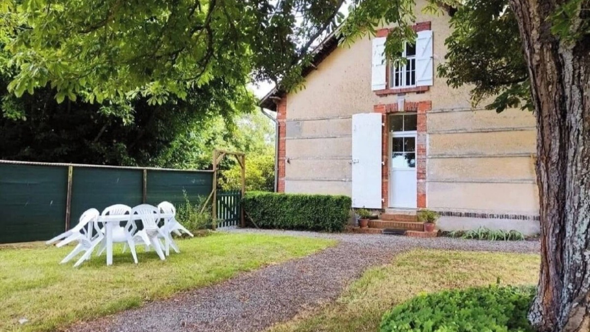 Lison House | Gîte Les Trois Pommes, Normandy
