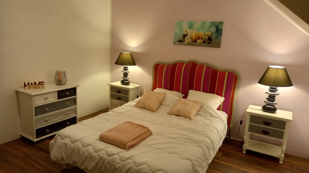 Thury House | Gîte Lilas Sensation