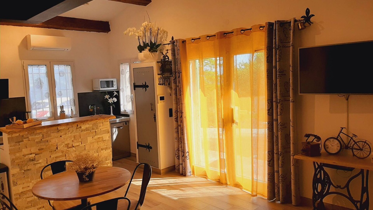 Gilette House | Gîte Lou Cigalou near Nice Secure parking