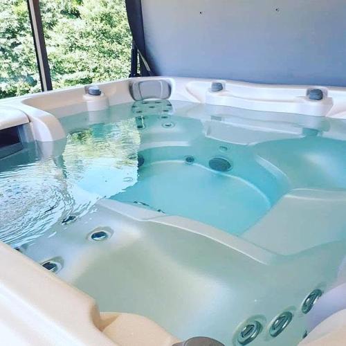 Saint-Julien-de-Cassagnas Apartment | Gîte Ma Vie Là 3 étoiles, jacuzzi, animaux acceptés