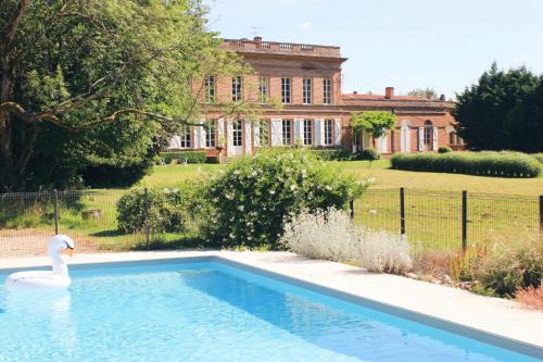 Castelsarrasin House | Gîte Manzana au Château Lavalade