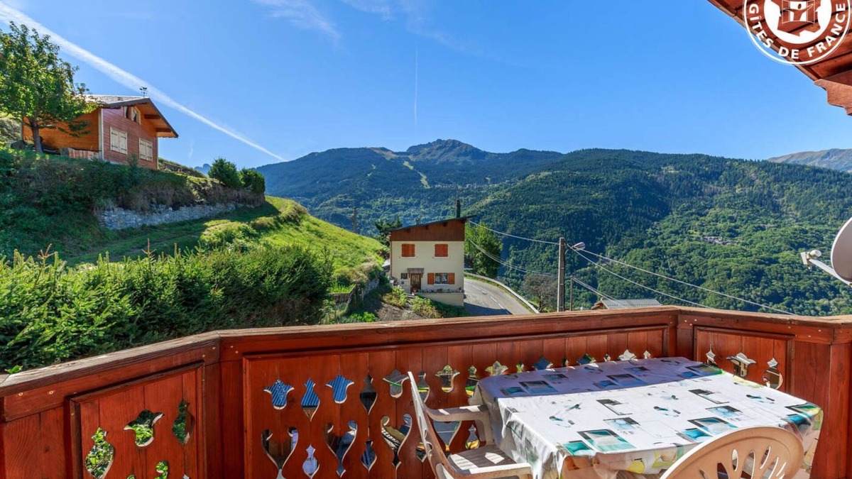 Great Alpine Road House | Gîte - MONTAGNY - Gîte