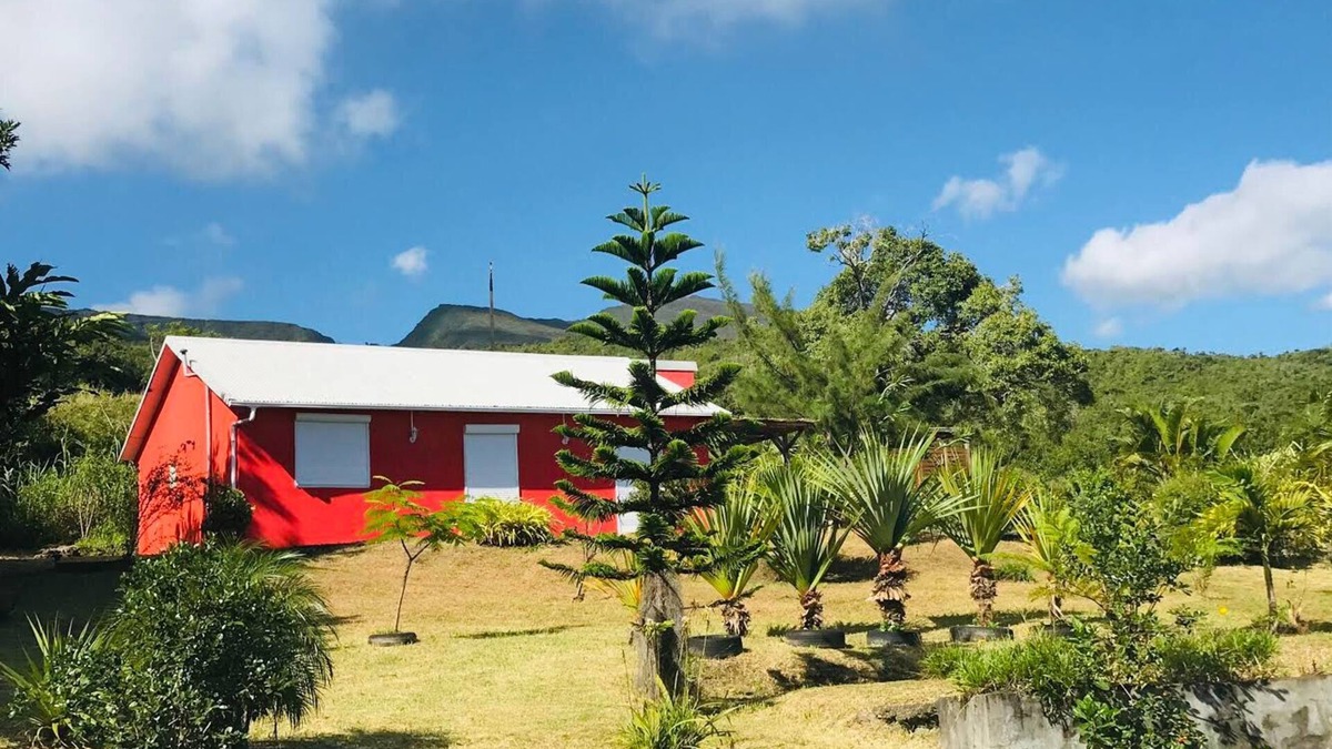 Sainte-Rose House | Gîte mountain villa