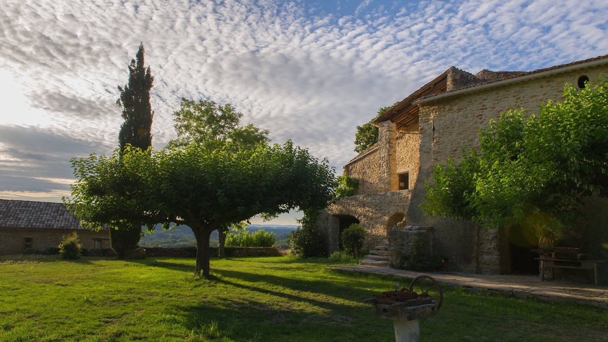 Verfeuil Apartment | Gîte Pélisse, charming gîte for 4 people in a large wine estate