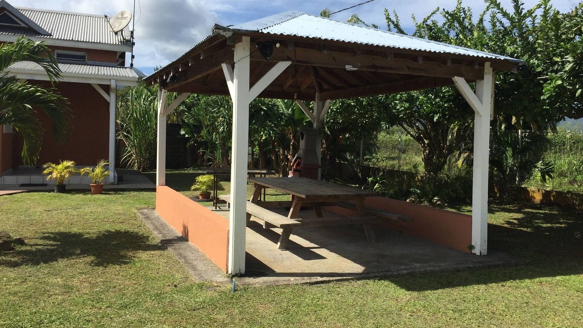 Lamentin Cottage | Gîte Papaye · RESIDENCE LES KALBASSIERS