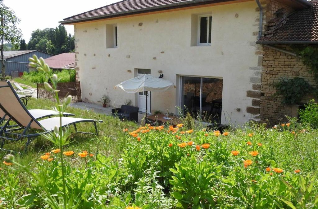 Dommartin-le-Franc House | Gîte rénové 3 chambres avec cour et terrasse, proche musée et voie verte vers le lac du Der - FR-1-611-63
