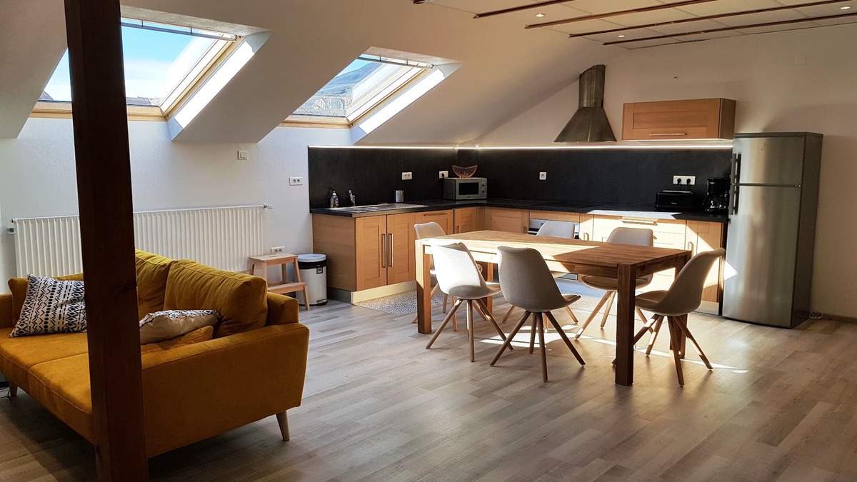 Pfaffenheim Apartment | Gîte Riesling, 110m², 4-8 persons, wine route
