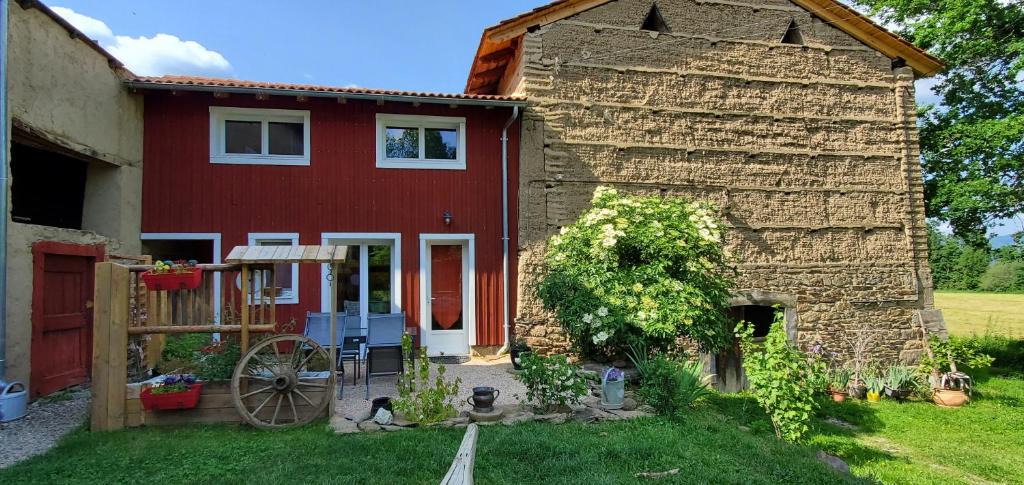 Marsac-en-Livradois House | Gîte Rouge Safran 3 étoiles au calme
