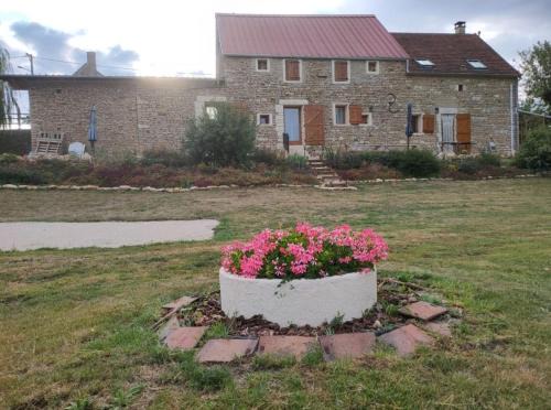 Montillot House | Gîte rural au Bois des Riots