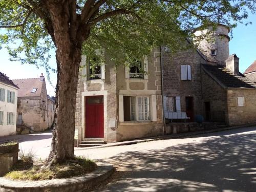 Asquins Apartment | Gîte Sous L' Orme