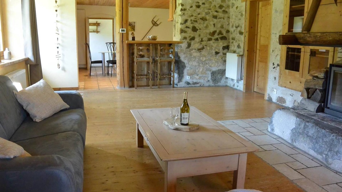 Paroisse des Hautes Combes Apartment | Gîte Tré Le Grenier - Le Grand