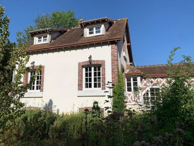 Sainte-Gemme-Moronval House | GÎTE VIGNERAIE