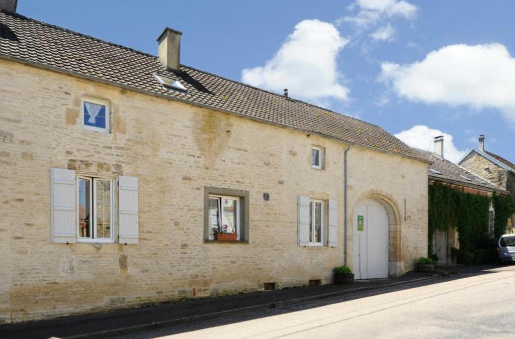 Villiers-le-Bois House | Gîte Villiers-le-Bois, 4 pièces, 7 personnes - FR-1-543-96