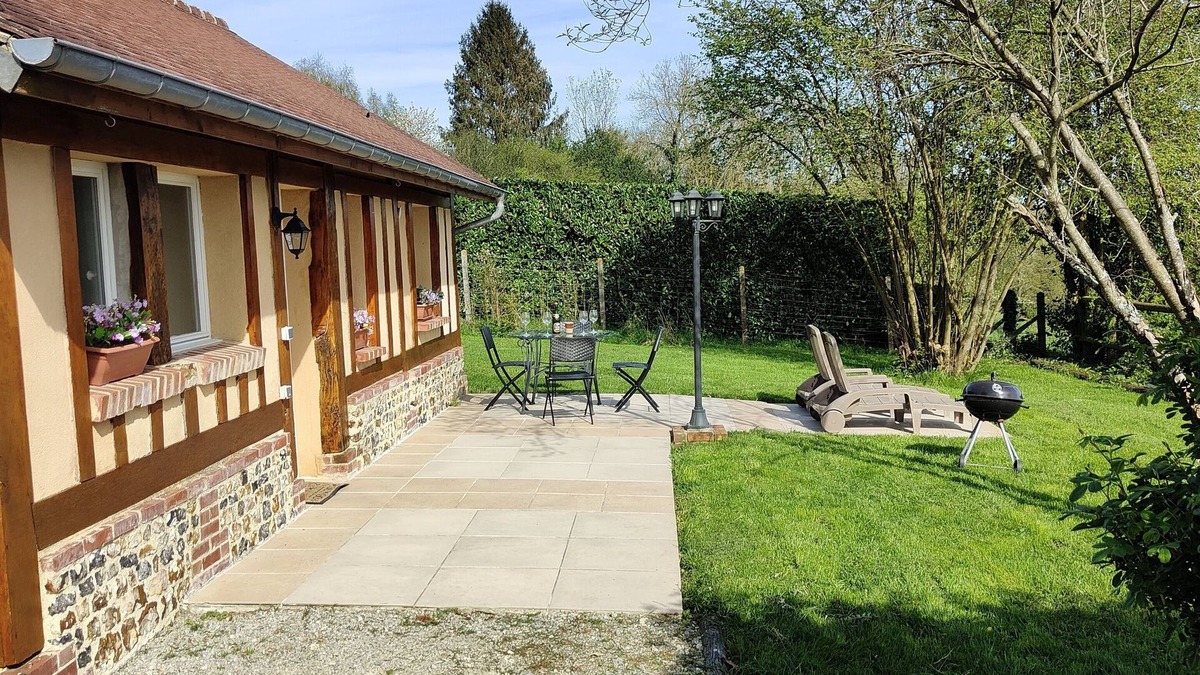 Saint-Pierre-de-Cormeilles House | Gîte Zélie "domaine les Deux Vallées"