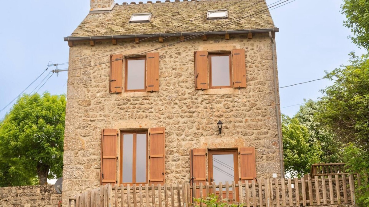Villeneuve House | Gîtes de France 3 épis 6/7 pers à la Chaze