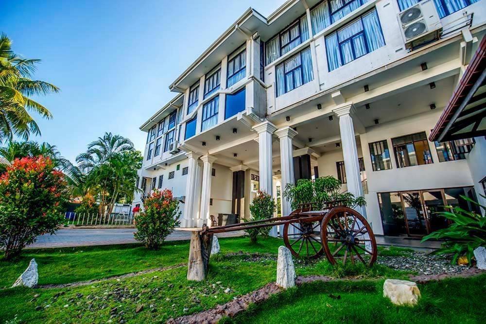 Mahiyanganaya Hotel | G.M.T.SORABORA VILLAGE HOTEL