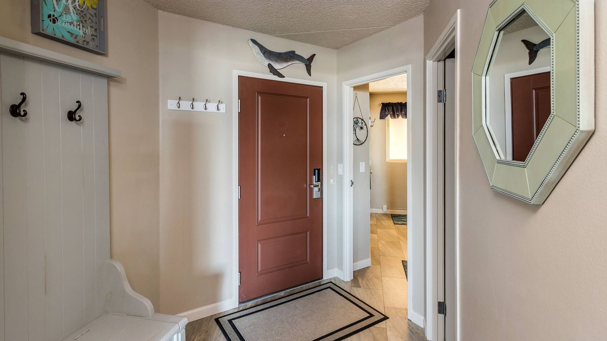 Gearhart Condo | G696 1 Bedroom Loft 4th Floor No cleaning fees