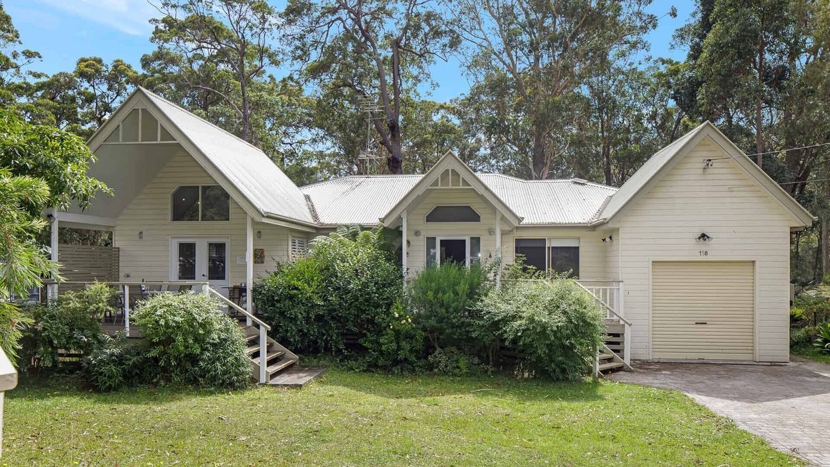 Long Beach House | Gables at Long Beach