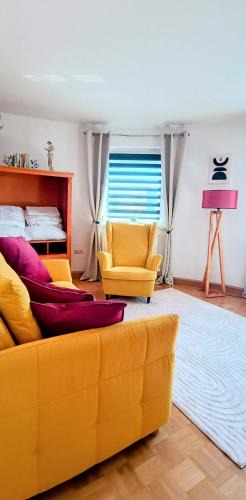 Straubing Apartment | GADD Ferienwohnung # 003 Glück an der Donau # Best Premium Living 24#7 Check in