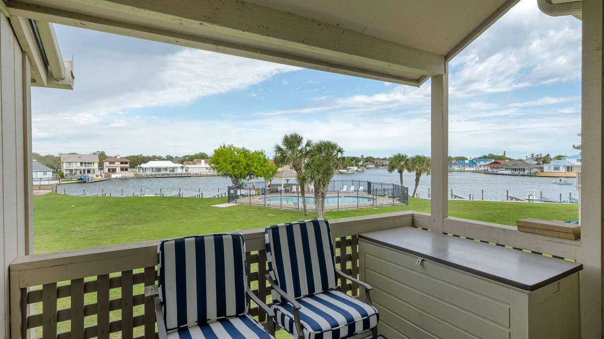 Harbor Oaks Condo | Gaetano's Getaway | Water Views, Boat Slip