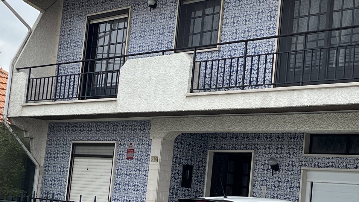 Ilhavo House | Gafanha da Nazare-Veneza de Aveiro-Praia da Barra-Costa Nova-sleeps16 big groups