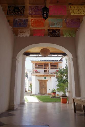 Del Cerrillo House | Gaia Guest House