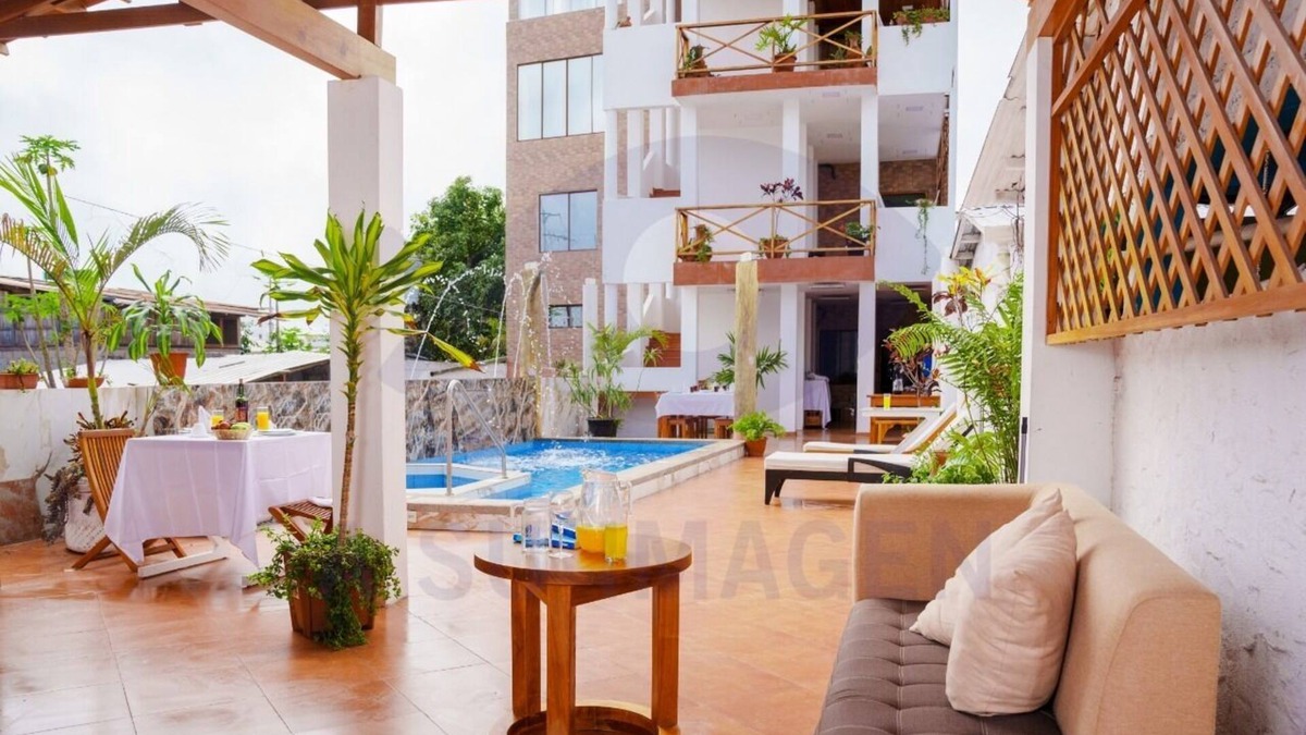 Bahia de la Academia Condo | Galapagos and Beyond