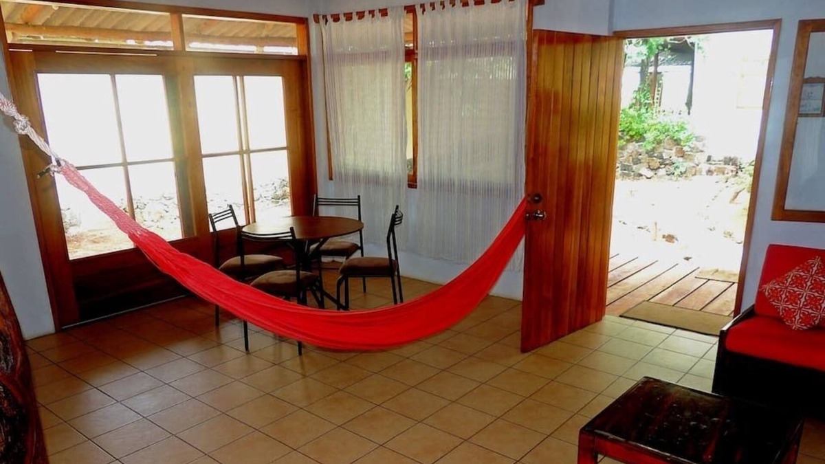 Puerto Ayora House | GALAPAGOS CASA MARINA