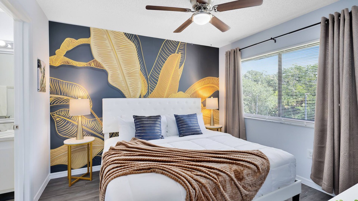 Titusville Apartment | *Galaxy Getaway* *NASA*, Pool, BBQ, Gym, Arcade
