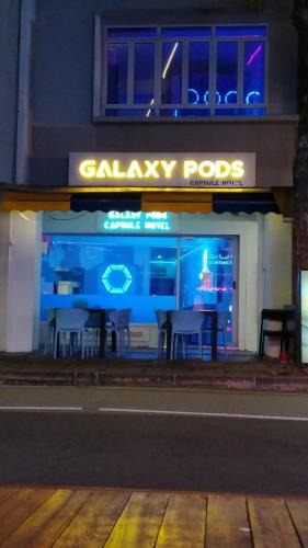 Downtown Singapore Hotel | Galaxy Pods Capsule Hotel Boat Quay