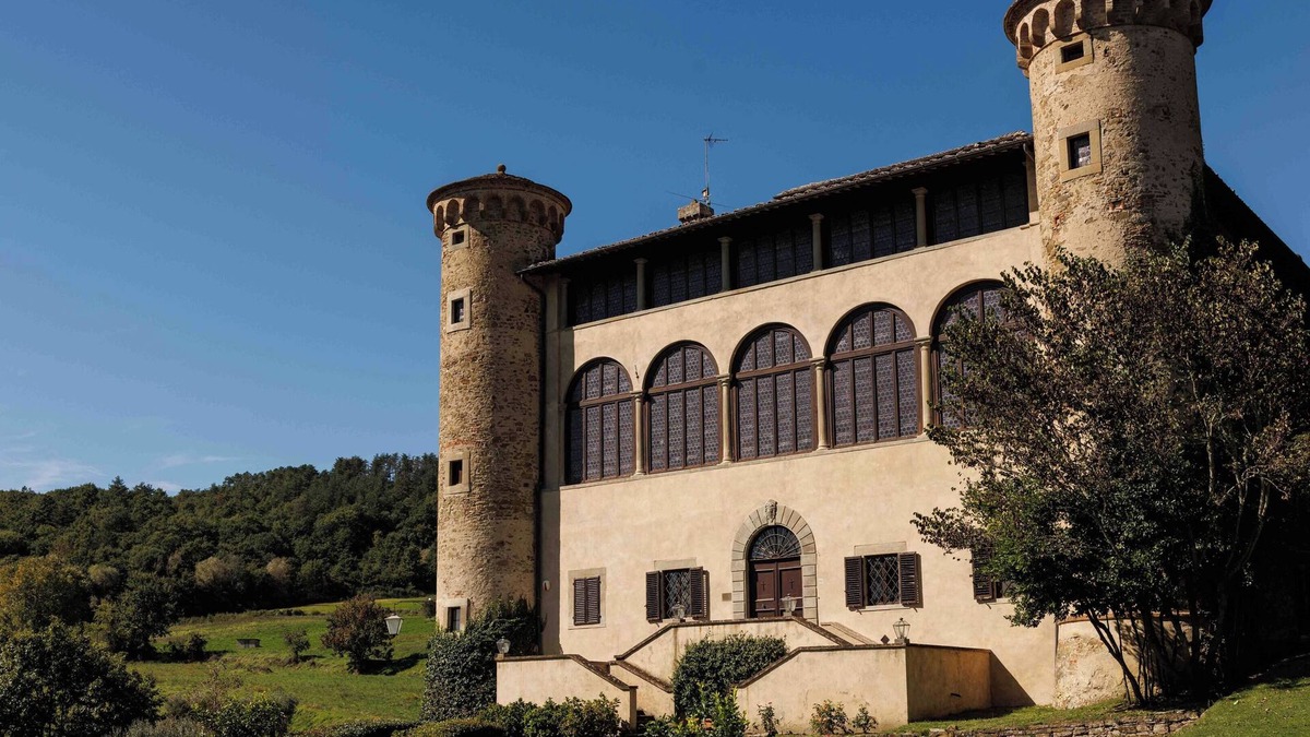Anghiari Villa | Galbino Castle