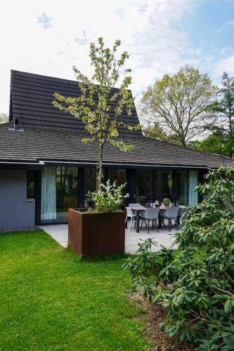 Malden Bed & Breakfast | Galerie Maison d'Art appartement